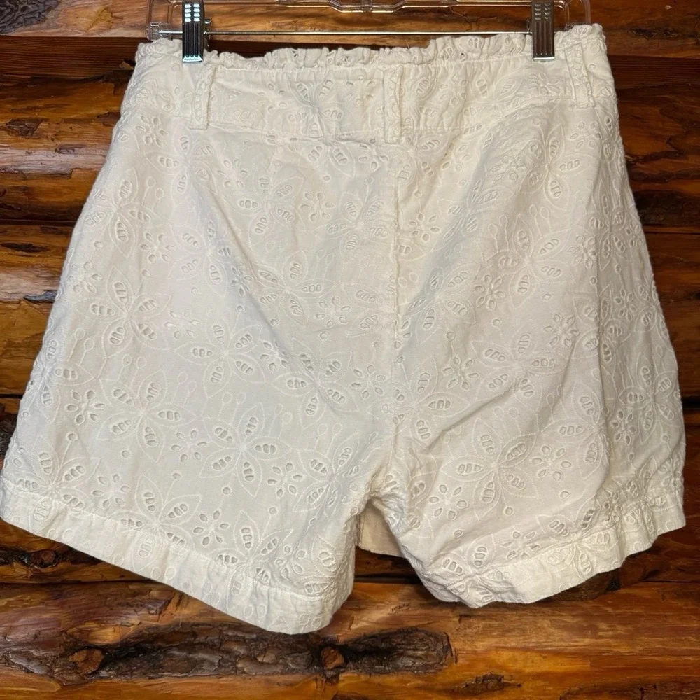 Crown & Ivy Lace Detail Shorts Size‎ 4